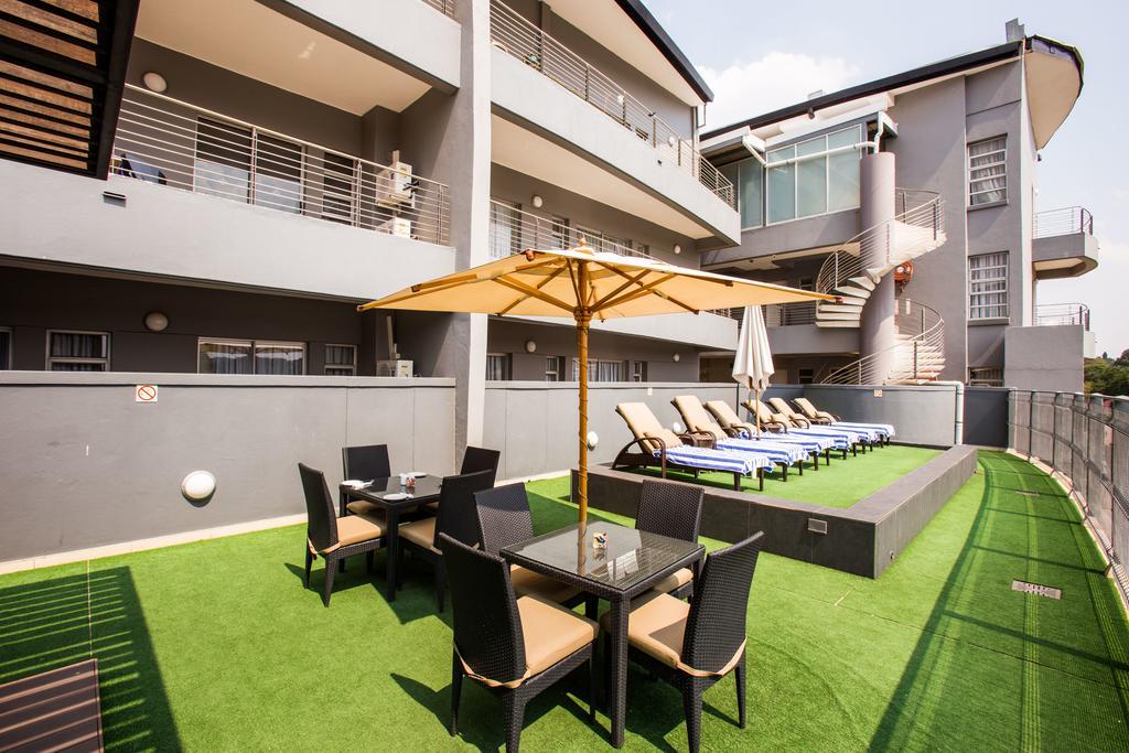 Genesis All-Suite Hotel Johannesburg Exteriör bild